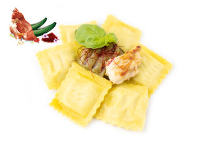 Agnolotti mit Safranhühnchen & gegrillter Zucchini